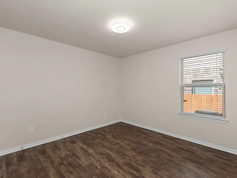 4517 Chestnut Meadows Bnd — Photo 6