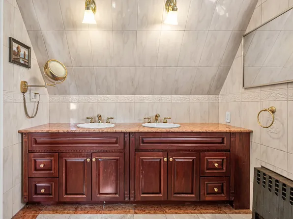 64-38 84th Street image 5 of 31