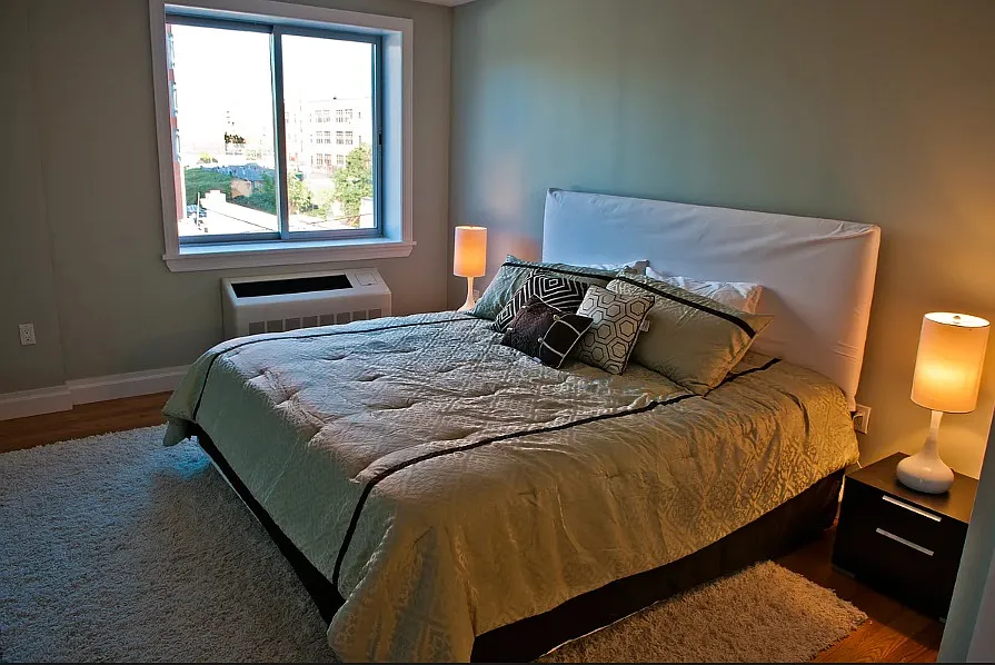 3050 Corlear Avenue — Photo 2