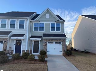 100 Carlow Ct, Simpsonville, SC 29680