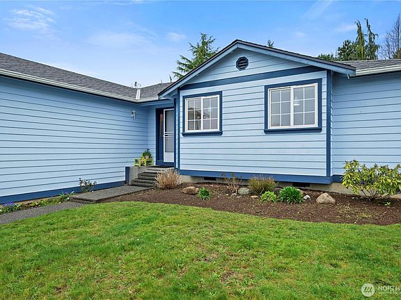 3rd image of 6809 77th Avenue NE