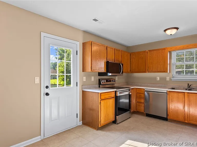 105 Brewer Dr #2 — Photo 4