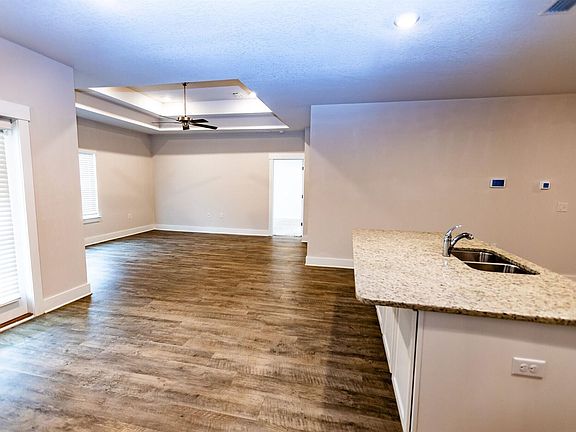 5th image of 5898 Danbury Blvd