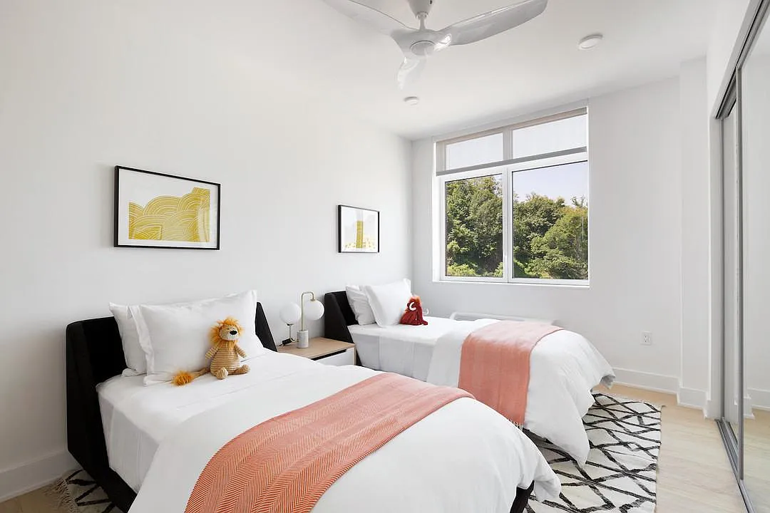 2 bed, 1500 sqft, $5,303 — Photo 1
