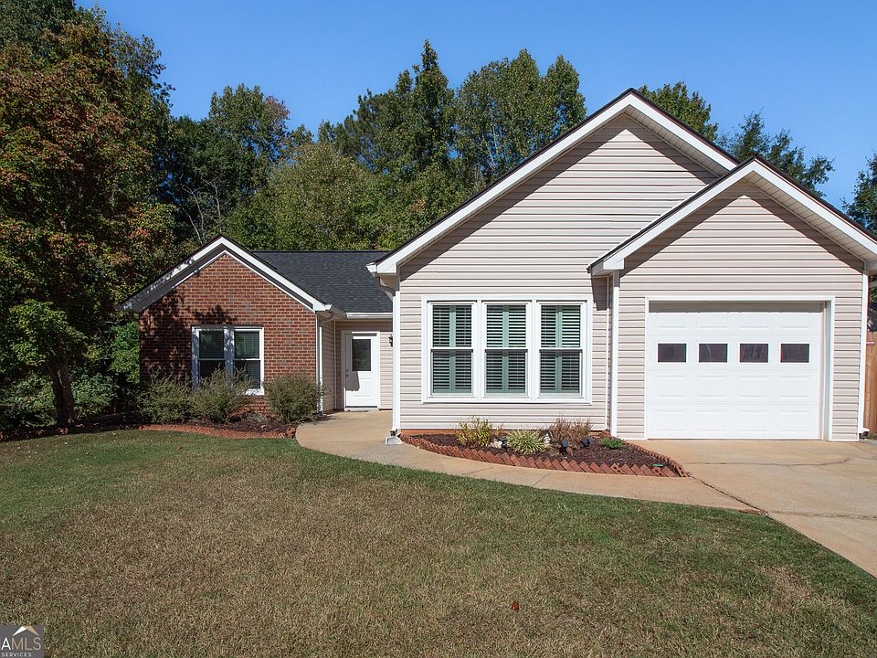 1st image of 110 Spring Lake Point