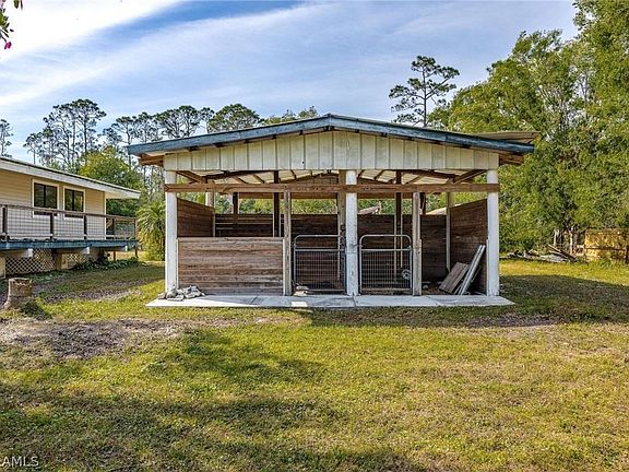 5th image of 19391 Tammy Ln