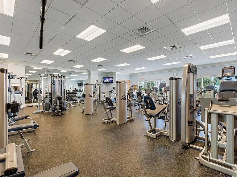 2650 Lake Shore Dr #206 — Photo 48