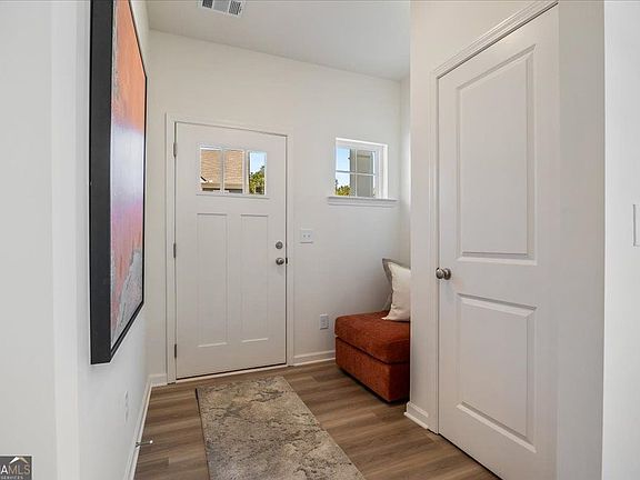 4th image of 2516 Riverside Rd