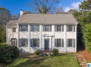 1822 Woodcrest Rd, Birmingham, AL 35209