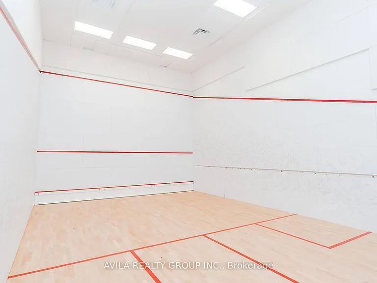 10 Park Lawn Rd #320 — Photo 27