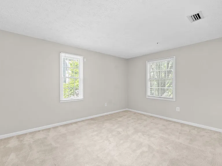 12205 Saint Peter Ct — Photo 20