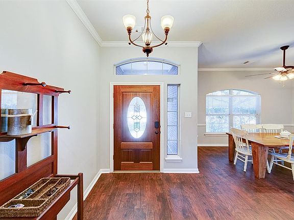 4th image of 528 Lockland Ln