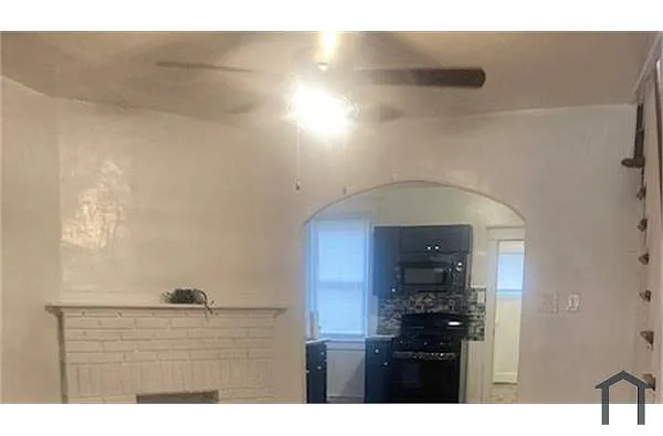 4932 Rorer St photo 1