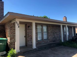 1108 S Clark Rd, Cedar Hill, TX 75104