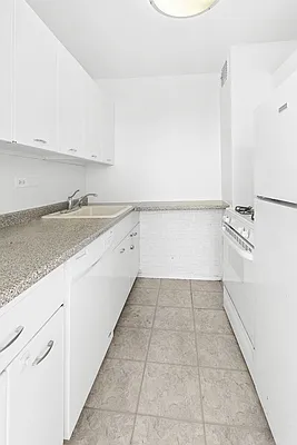 Sold by Compass | media 14