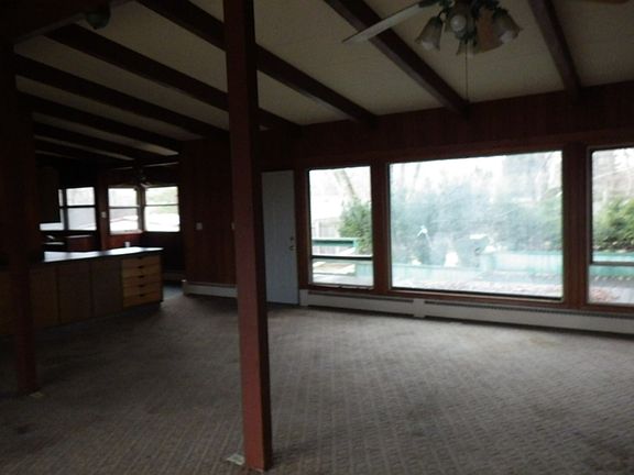 5th image of 1102 W Hillside Dr