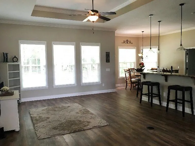 322 SW Silver Palm Dr — Photo 7
