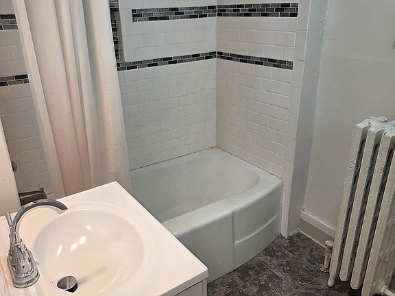 5th image of 1714 London Rd #2