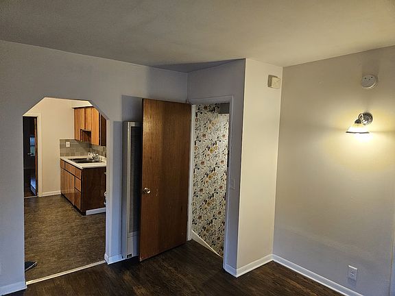 entry from downstairs to living room