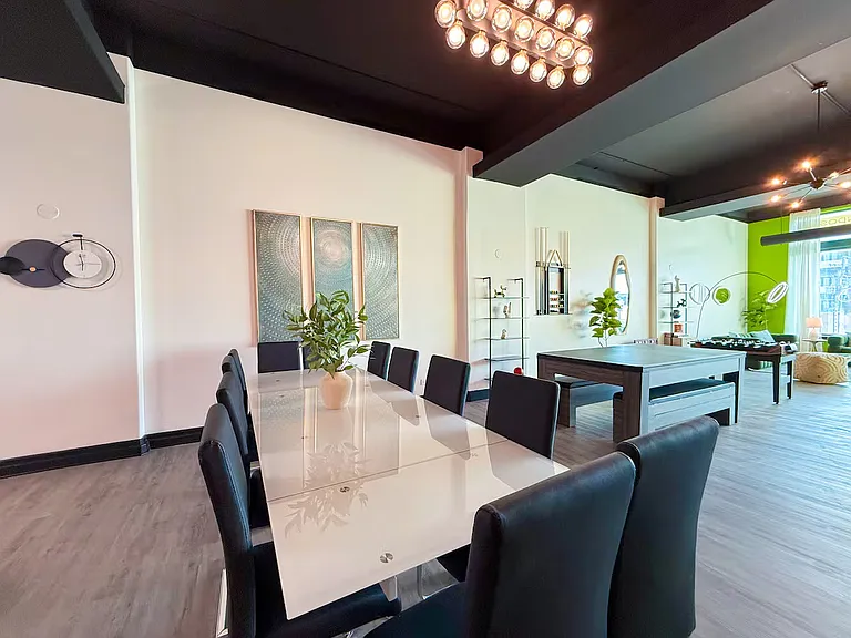 2325 S Michigan Ave #1 — Photo 3