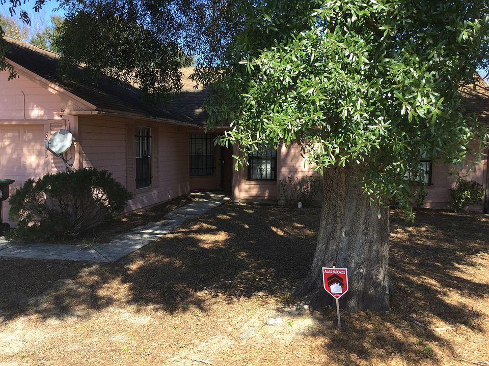 1st image of 5213 Macadamia Ct