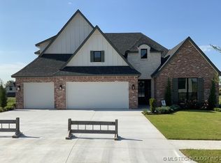 2326 E 134th Cir S, Bixby, OK 74008