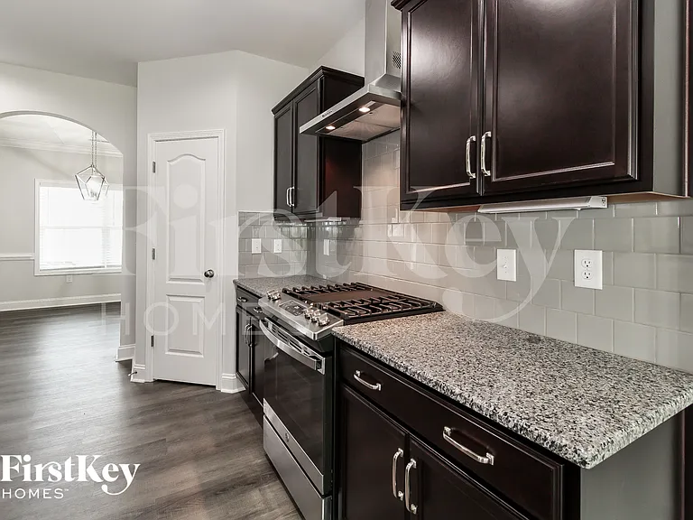 4641 Skyview Trl — Photo 6