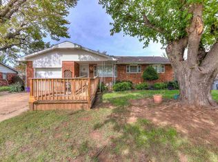 3806 SE Dorchester Dr, Lawton, OK 73501