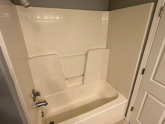 2nd image of 929 Wassom St