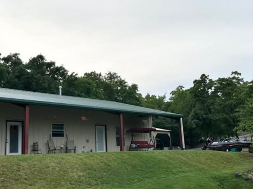 1st image of 86 Bruce Blvd