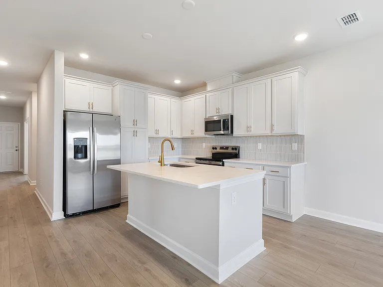 730 Ebb Tide Rd — Photo 5