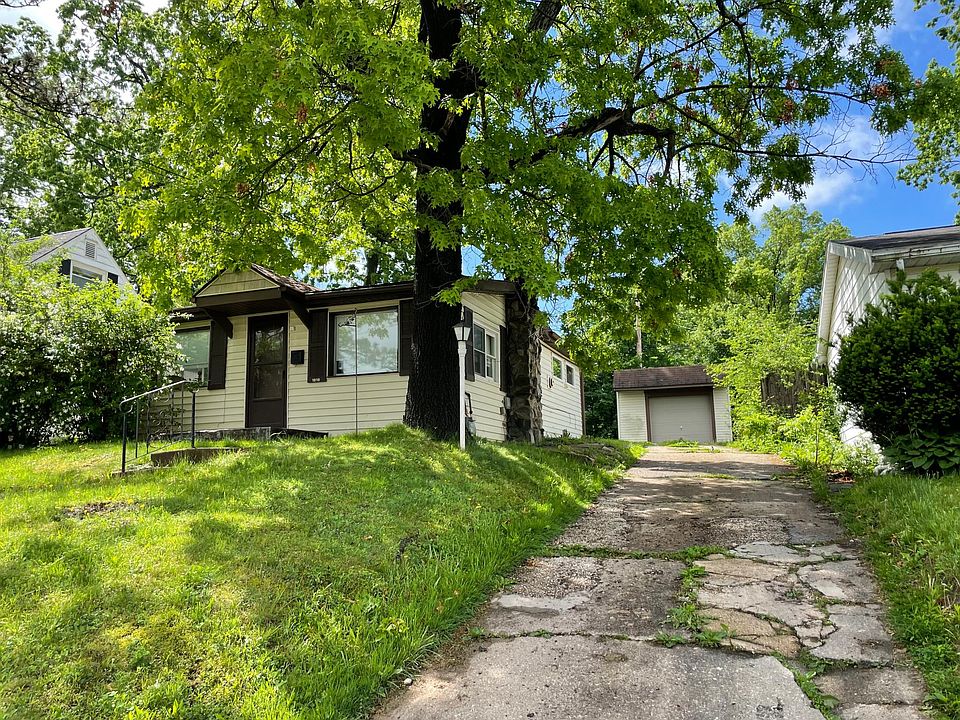 1st image of 1818 Schiller Ave