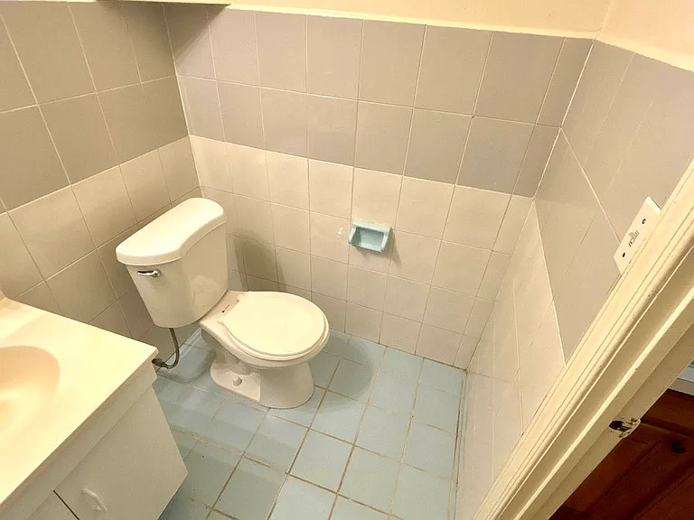 23 Park St #3 — Photo 10