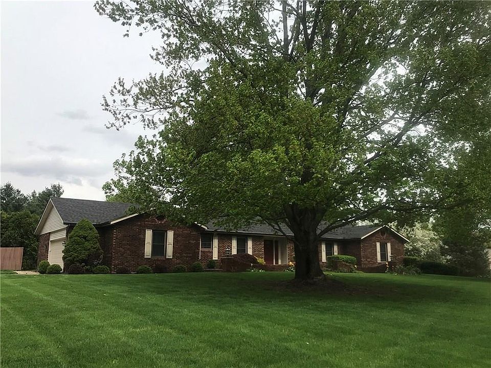1st image of 245 Valleyview Dr