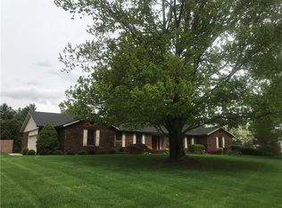 245 Valleyview Dr, Troy, OH 45373