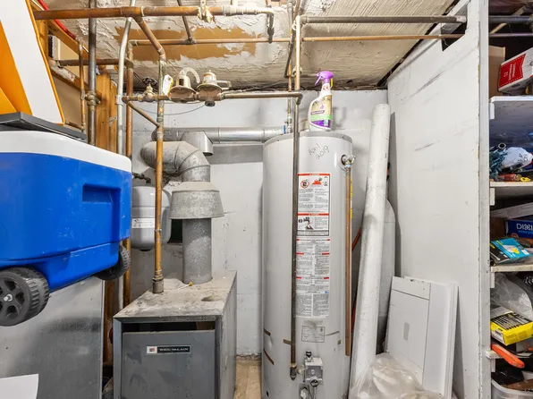 32-30 Anchor Drive image 21 of 33