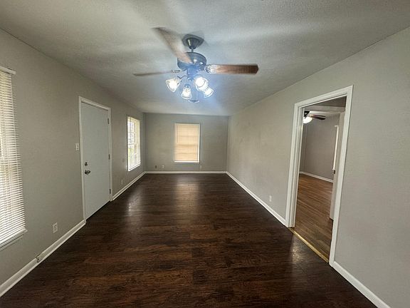 2nd image of 913 N 24th St