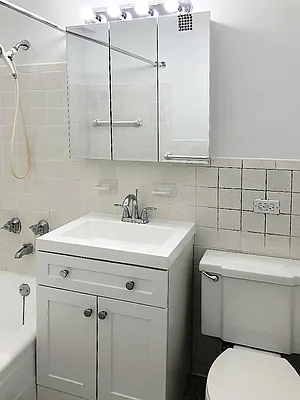 Rented by Buchbinder & Warren | media 24