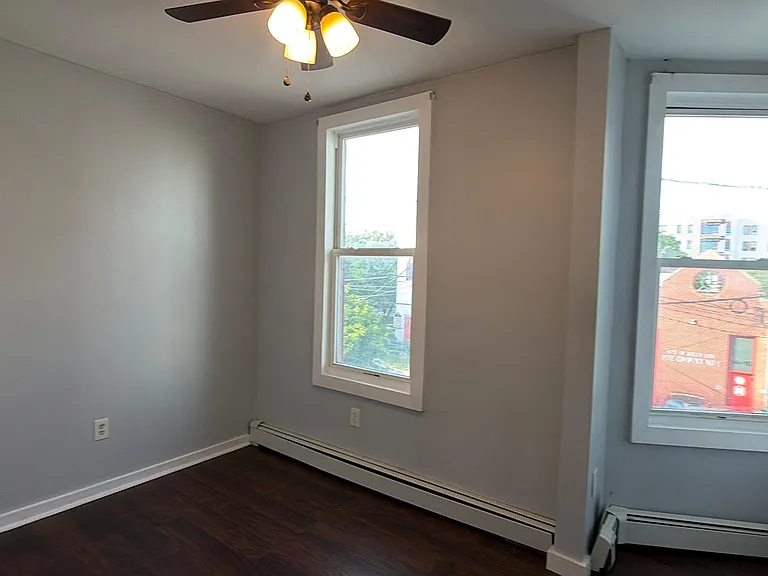 19 Orient Ave #2F — Photo 6