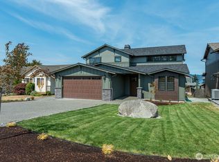 3910 W 3rd St, Anacortes, WA 98221