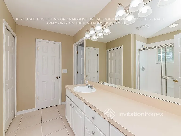 4635 Sanibel Way — Photo 15