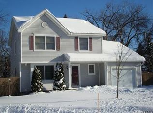 15 Ida Ln, Schenectady, NY 12303