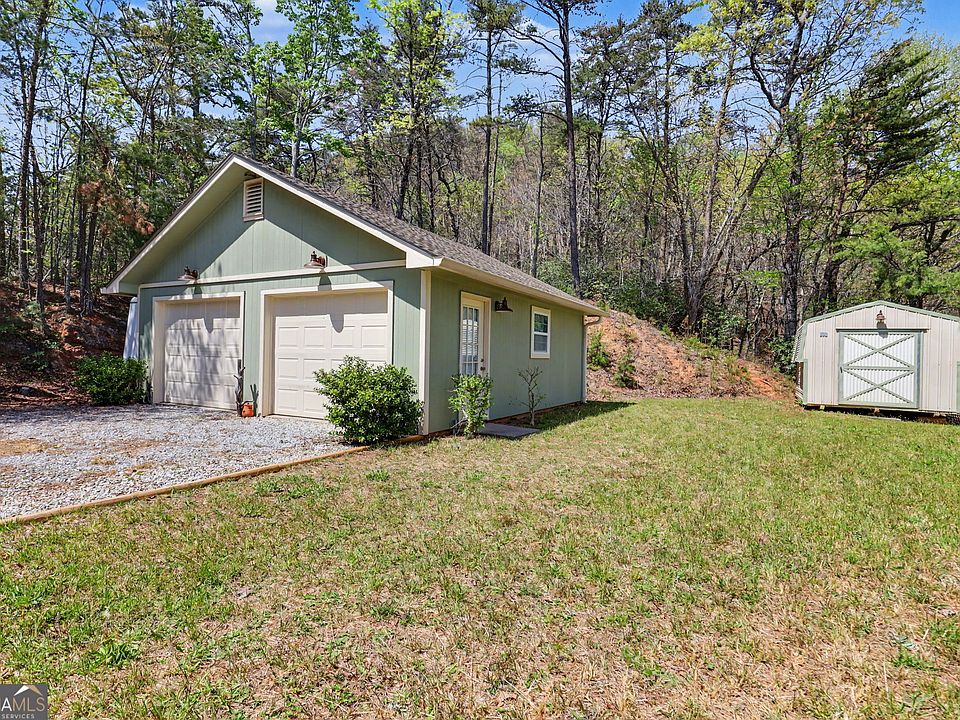 49th image of 542 Eastern Cross Ln