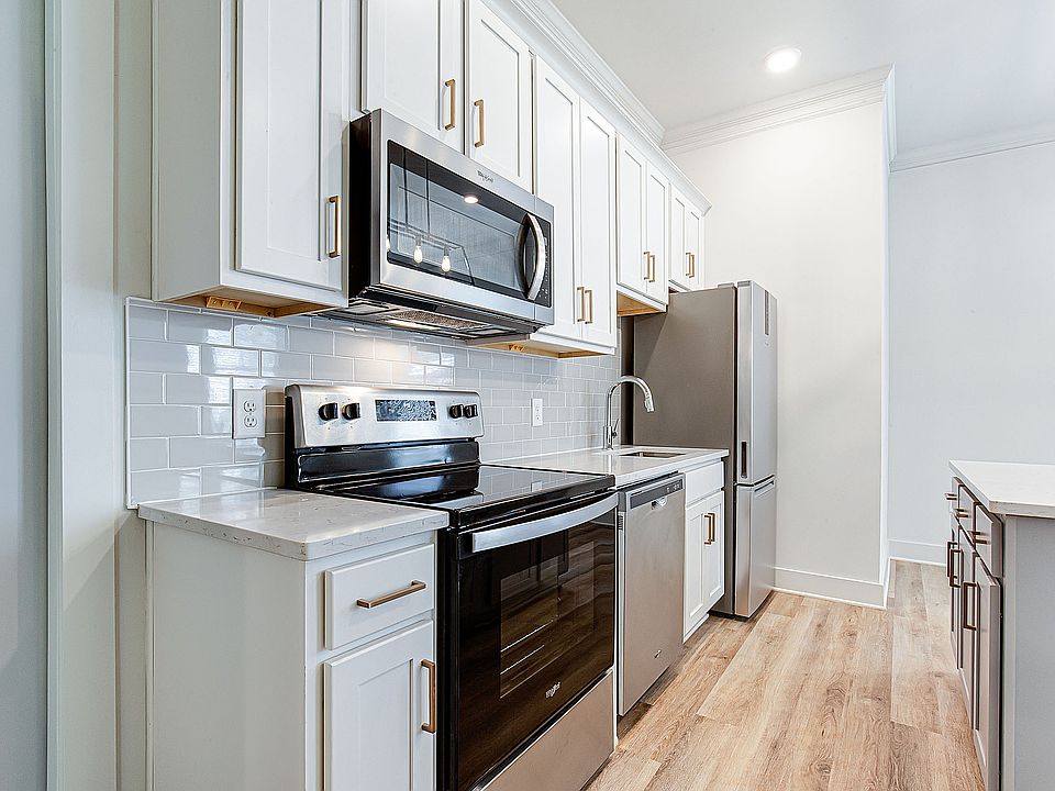 1st image of 135 Dean Way #2-7446