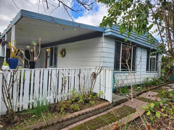 27 Sequoia Circle, Santa Rosa, CA 95401