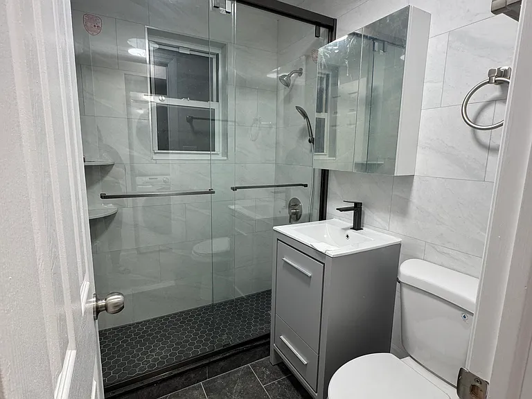 44 Braisted Ave #1 — Photo 5