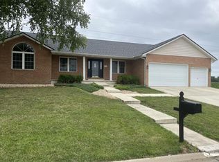 810 Autumn Glen Pl, Belleville, IL