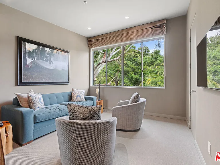 2207 Bowmont Dr — Photo 27