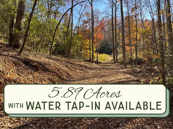 300 Rivermist Ln, Franklin, NC 28734