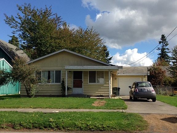 3rd image of 1120 Garrison St NE